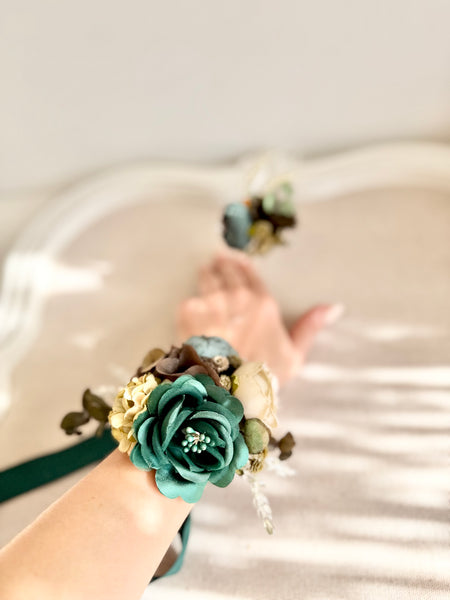 Emerald Green Wedding Corsage Boutonniere Set, Prom Party Corsage Set