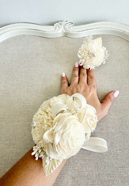 Elegance Ivory Sola Wood Flower Corsage and Boutonniere Set, Prom Party Corsage Set