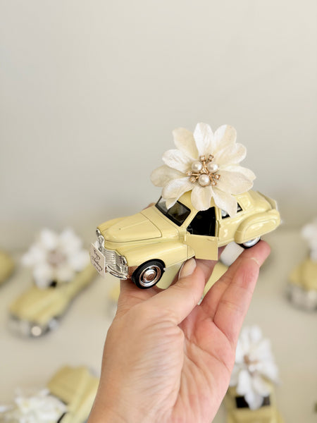 Vintage Elegance Car Wedding Favors, Retro Car Favors, Personalized Favors for Guests, Luxury Custom Favors, Bachelorette Favors