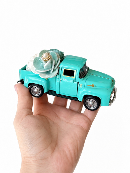 Track Car Wedding Favors, Turquoise Car Wedding Gifts for Guests, Baby Shower, Personalized Party Favors, Custom Bride Shower Favors