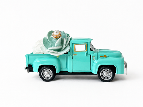 Track Car Wedding Favors, Turquoise Car Wedding Gifts for Guests, Baby Shower, Personalized Party Favors, Custom Bride Shower Favors
