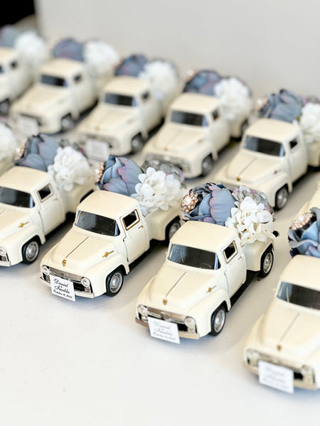 Car Wedding Favors, Car Wedding Favors for Guests, Baby Shower, Personalized Party Favors, Vintage Wedding Gifts, Custom Bride Shower Favors