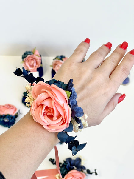 Coral and Navy Blue Wedding Corsage, Bridesmaid Corsage, Promo Corsage Boutonnières Set