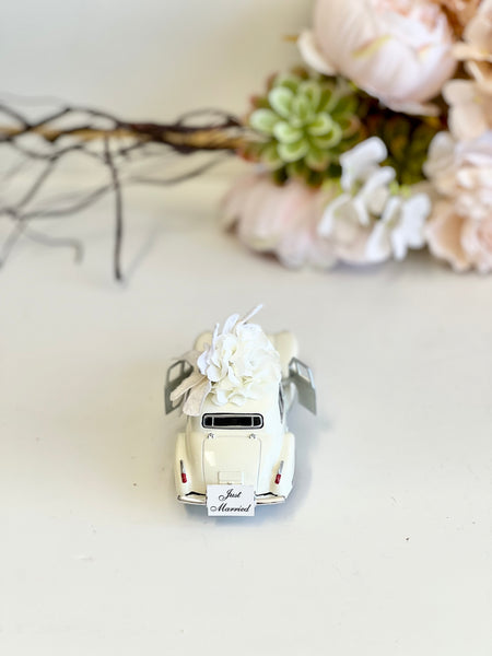 Vintage Elegance Car Wedding Favors, Retro Car Favors, Personalized Favors for Guests, Luxury Custom Favors, Bachelorette Favors