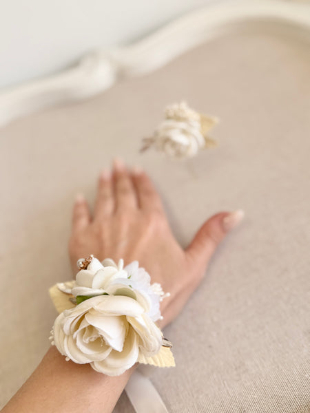 Ivory Wedding Corsages Boutonniere Set, Prom Wrist Corsage, Luxury Rose Corsage, Elegance Bridesmaids Corsage, Bridal Bracelets