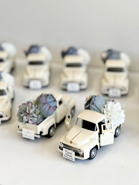 Car Wedding Favors, Car Wedding Favors for Guests, Baby Shower, Personalized Party Favors, Vintage Wedding Gifts, Custom Bride Shower Favors