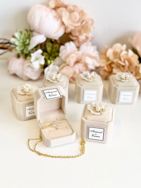 6 pcs Personalized Baptism Favor with Cross Necklace, Christening Guest Gift, Custom Name Baptism Box, Religious Party Favors