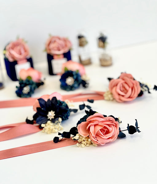 Coral and Navy Blue Wedding Corsage, Bridesmaid Corsage, Promo Corsage Boutonnières Set