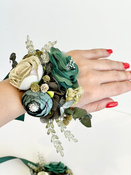 Emerald Green Wedding Corsage Boutonniere Set, Prom Party Corsage Set