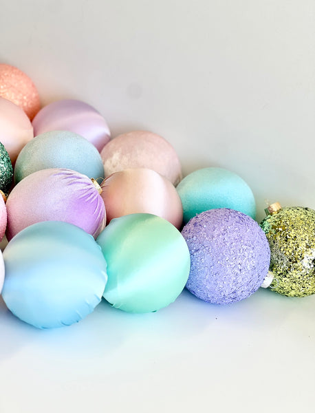 15 pcs Pastel Christmas Ornaments, Mix of Velvet Satin Glitter Textured Balls, Elegant Holiday Tree Decorations, Christmas Gifts