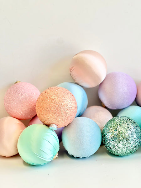 15 pcs Pastel Christmas Ornaments, Mix of Velvet Satin Glitter Textured Balls, Elegant Holiday Tree Decorations, Christmas Gifts