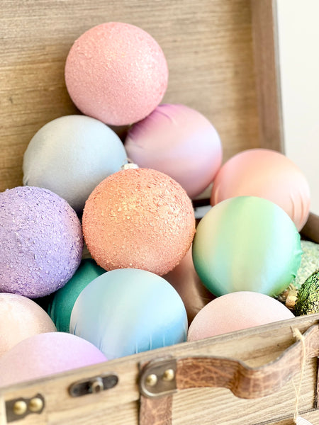 15 pcs Pastel Christmas Ornaments, Mix of Velvet Satin Glitter Textured Balls, Elegant Holiday Tree Decorations, Christmas Gifts