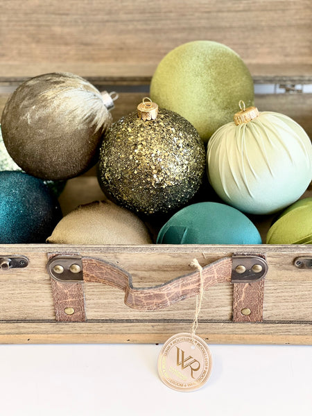 12 pcs Luxury Green Shads Christmas Ornaments, Mix of Velvet Satin Glitter Textured Balls, Elegant Holiday Tree Decorations, Christmas Gifts