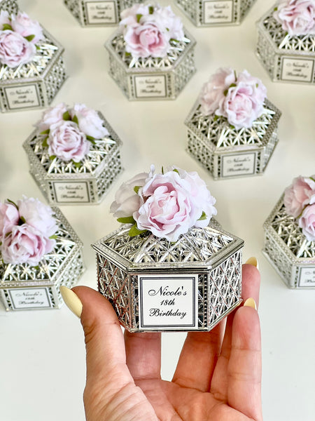 10 pcs Wedding Favors for Guests, Wedding Favors Boxes, Silver Boxes, Party Favors, Baby Shower Favors, Quinceañera Favors, Souvenir (Copy)