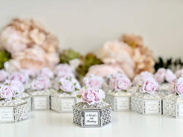 10 pcs Wedding Favors for Guests, Wedding Favors Boxes, Silver Boxes, Party Favors, Baby Shower Favors, Quinceañera Favors, Souvenir (Copy)
