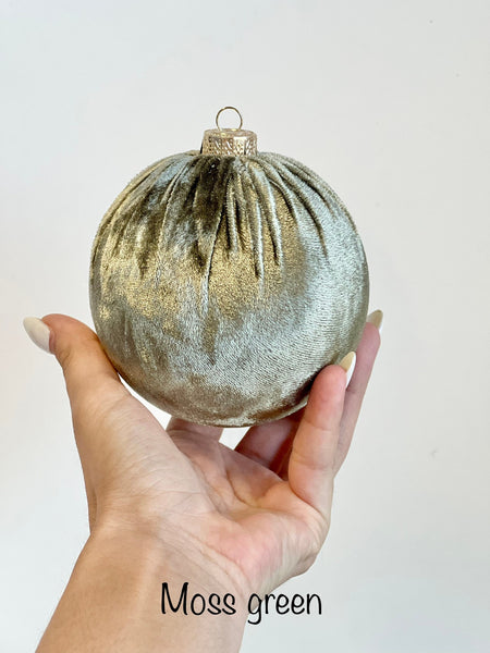 Handmade Saga Green Velvet Christmas Ball Ornament