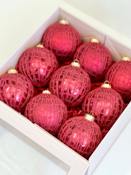 Red Yarn Christmas Ornaments Set of 9, Handmade Knit 3.5 Inch Balls, Rustic Traditional Holiday Tree Decor