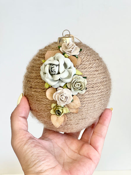 Handmade Rustic Christmas Ornament Set: Yarn Balls & Decoration