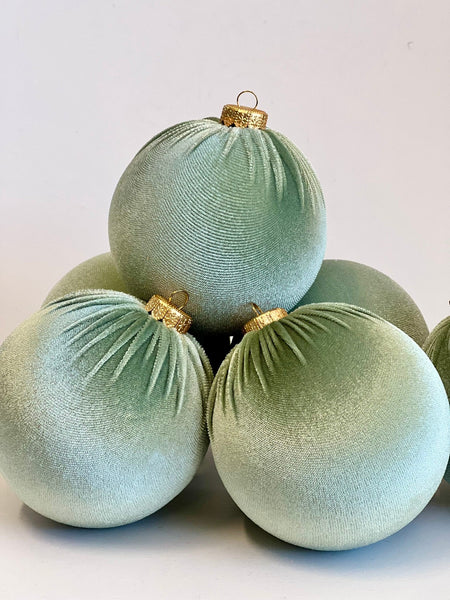 6 Saga Green Velvet Christmas Ornaments: Handmade Tree Decor