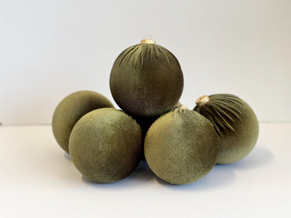 6 Hunter Green Velvet Christmas Ornaments: Handmade Tree Decorations