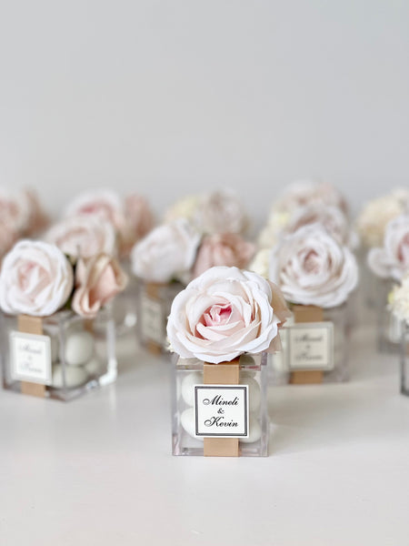 5 pcs Blush Pink Acrylic Favor Boxes – Custom Guest Gifts with Flowers for Weddings, Baptisms & Birthdays