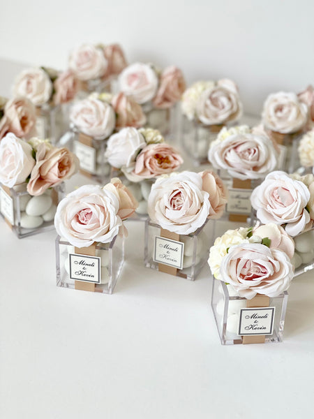 5 pcs Blush Pink Acrylic Favor Boxes – Custom Guest Gifts with Flowers for Weddings, Baptisms & Birthdays