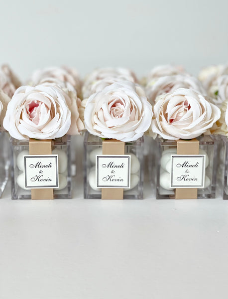5 pcs Blush Pink Acrylic Favor Boxes – Custom Guest Gifts with Flowers for Weddings, Baptisms & Birthdays