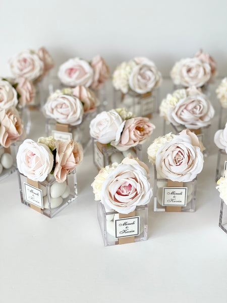 5 pcs Blush Pink Acrylic Favor Boxes – Custom Guest Gifts with Flowers for Weddings, Baptisms & Birthdays